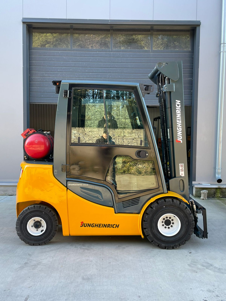 Jungheinrich TFG 425S 5.5m/ 5434m.h.(Res MA) - Carretilla elevadora de gas: foto 3 Jungheinrich TFG 425S 5.5m/ 5434m.h.(Res MA) - Carretilla elevadora de gas: foto 3