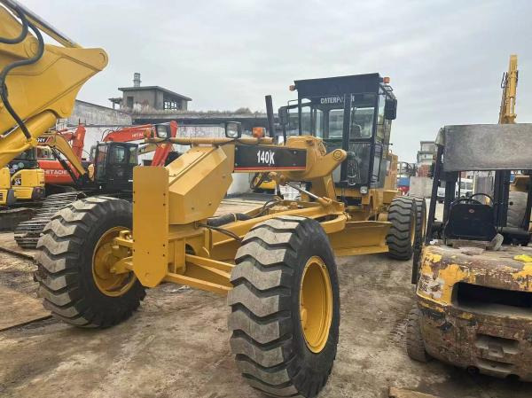 CAT 140K - Compactador: foto 3 CAT 140K - Compactador: foto 3