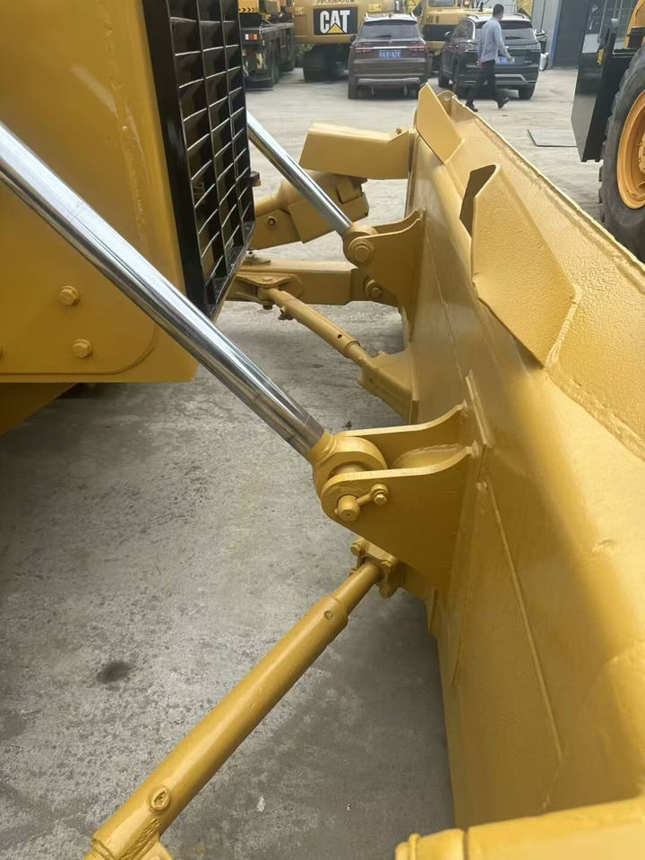 CAT D6G - Bulldozer: foto 3 CAT D6G - Bulldozer: foto 3
