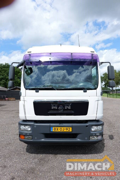 MAN TGM 12.290 wissellaadbak laadklep -loadlift MAN TGM met renova wissel laaldbak systeem ( BDF ) airco TOP !!verhuiswagen - Camión caja cerrada: foto 3 MAN TGM 12.290 wissellaadbak laadklep -loadlift MAN TGM met renova wissel laaldbak systeem ( BDF ) airco TOP !!verhuiswagen - Camión caja cerrada: foto 3