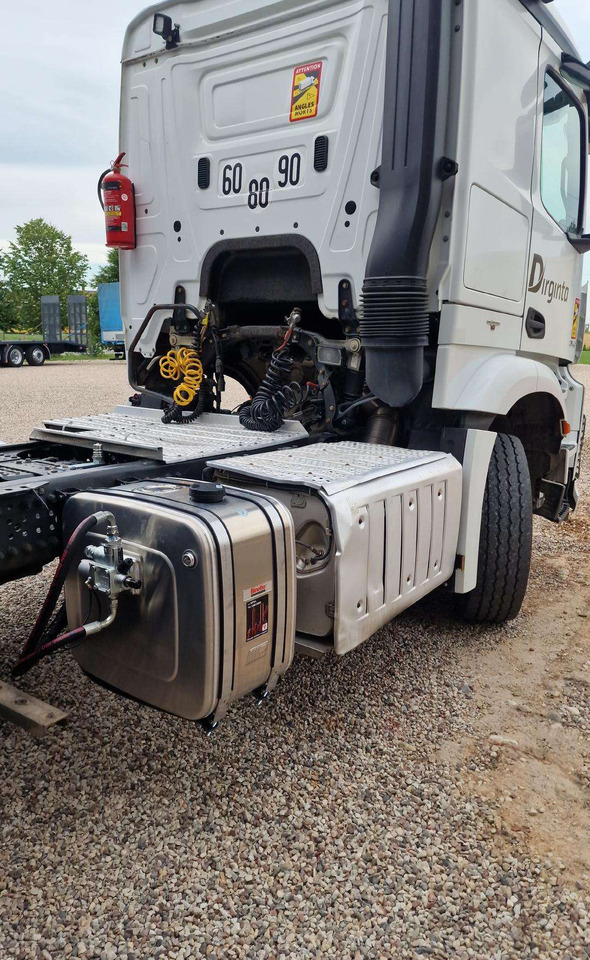 Iveco HIDRAULIA BINOTTO - Cabeza tractora: foto 1 Iveco HIDRAULIA BINOTTO - Cabeza tractora: foto 1