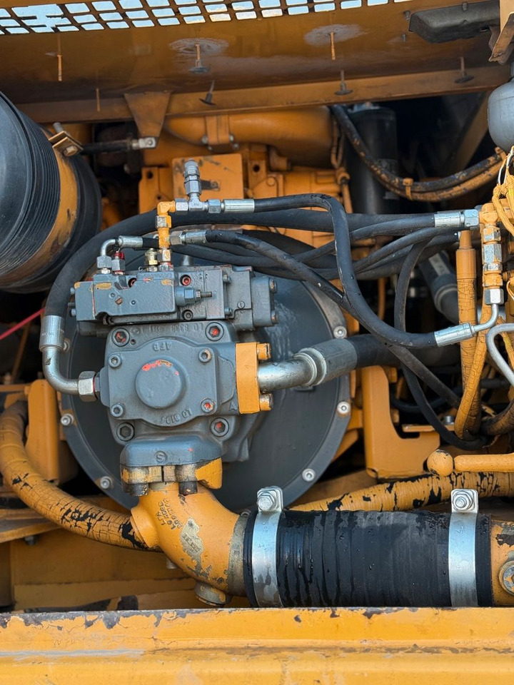 Excavadora de cadenas Liebherr R904 HDSL Litronic: foto 11 Excavadora de cadenas Liebherr R904 HDSL Litronic: foto 11