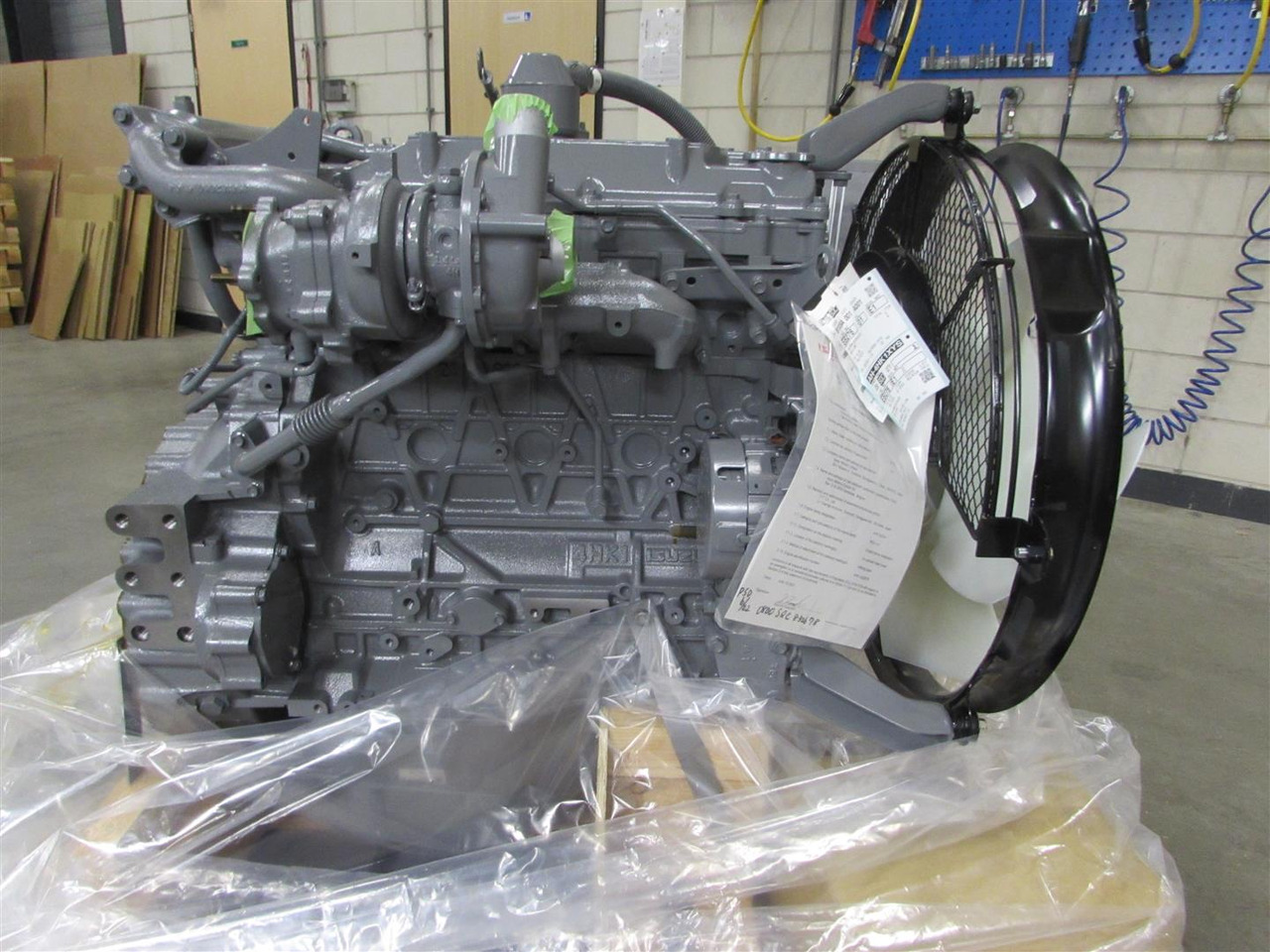 Isuzu 4HK1XYSA-01 - 02 - 04 - Motor para Excavadora: foto 1 Isuzu 4HK1XYSA-01 - 02 - 04 - Motor para Excavadora: foto 1