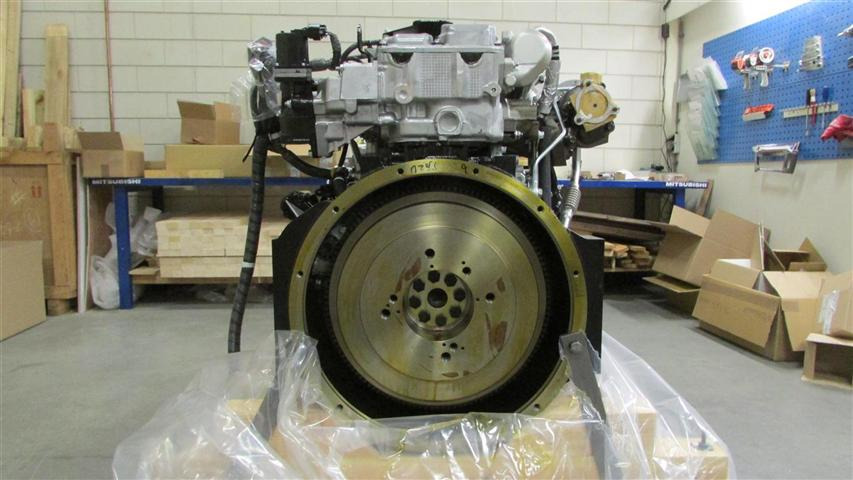 Isuzu 4JJ1XYSJ-01 - Motor para Excavadora: foto 3 Isuzu 4JJ1XYSJ-01 - Motor para Excavadora: foto 3