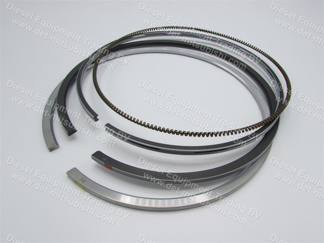 MITSUBISHI RING SET; PISTON STD. S6R,S12R,S16R - Pistones/ Anillos/ Bujes para Maquinaria industrial: foto 1 MITSUBISHI RING SET; PISTON STD. S6R,S12R,S16R - Pistones/ Anillos/ Bujes para Maquinaria industrial: foto 1