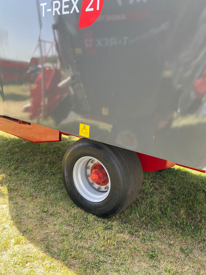 Desensiladora nuevo Ando Tech Futtermischwagen / Feed mixer / Melangeuse / Carro di alimentazione / Remolque alimentador / Кормораздатчик / Wóz paszowy T-REX 24 m3: foto 9 Desensiladora nuevo Ando Tech Futtermischwagen / Feed mixer / Melangeuse / Carro di alimentazione / Remolque alimentador / Кормораздатчик / Wóz paszowy T-REX 24 m3: foto 9