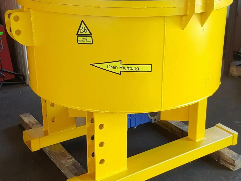 DC Betonmischer / Electric concrete mixer / Malaxeur à béton électrique / Betoniera / Бетономешалка с электроприводом / Betoniarka elektryczna 400 l - Hormigonera: foto 1 DC Betonmischer / Electric concrete mixer / Malaxeur à béton électrique / Betoniera / Бетономешалка с электроприводом / Betoniarka elektryczna 400 l - Hormigonera: foto 1