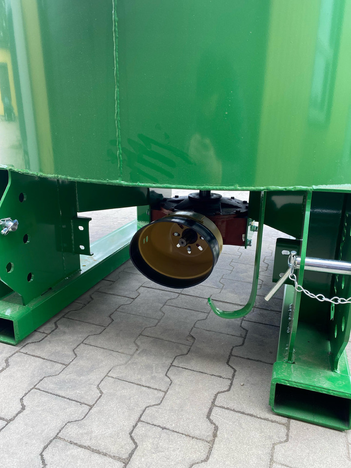 DC Betonmischer / Hydraulic concrete mixer / Malaxeur à béton hydraulique / Betoniera / Бетономешалка с гидравлическим приводом / Betoniarka hydrauliczna 800 l - Hormigonera: foto 4 DC Betonmischer / Hydraulic concrete mixer / Malaxeur à béton hydraulique / Betoniera / Бетономешалка с гидравлическим приводом / Betoniarka hydrauliczna 800 l - Hormigonera: foto 4