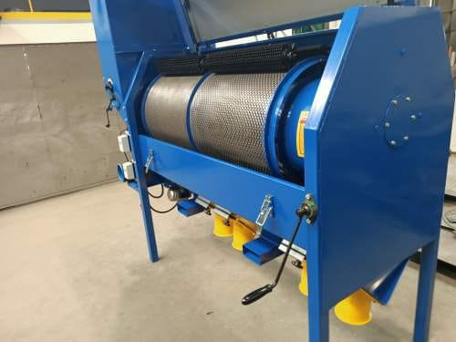 Limpiadora de cereales nuevo Dozamech Getreidereingier / Grain cleaner / Nettoyeur de céréales / Limpiadora de tambor para cerea / Pulitrice a tamburo per cereali / Барабанный очиститель для зерновых культур / Czyszczalnia bębnowa do zbóż: foto 6 Limpiadora de cereales nuevo Dozamech Getreidereingier / Grain cleaner / Nettoyeur de céréales / Limpiadora de tambor para cerea / Pulitrice a tamburo per cereali / Барабанный очиститель для зерновых культур / Czyszczalnia bębnowa do zbóż: foto 6