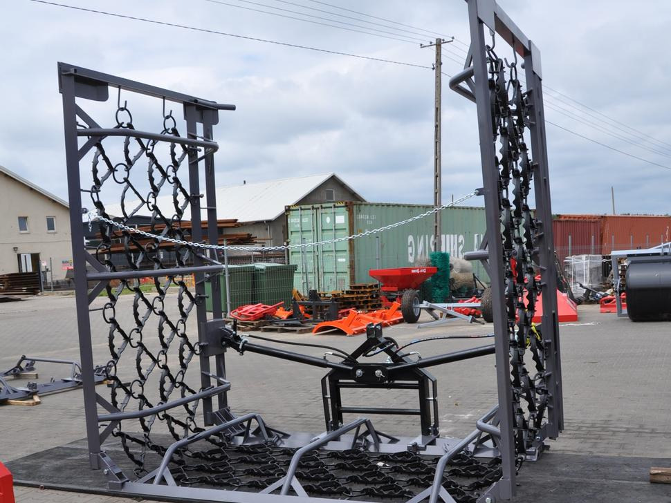 METAL-TECHNIK Wiesenegge / Heavy meadow harrow / Herse de prairie lourde / Strigliatrice pesante / Тяжёлая волокуша / Włóka łąkowa ciężka 6 m - Rastra de cadenas: foto 1 METAL-TECHNIK Wiesenegge / Heavy meadow harrow / Herse de prairie lourde / Strigliatrice pesante / Тяжёлая волокуша / Włóka łąkowa ciężka 6 m - Rastra de cadenas: foto 1