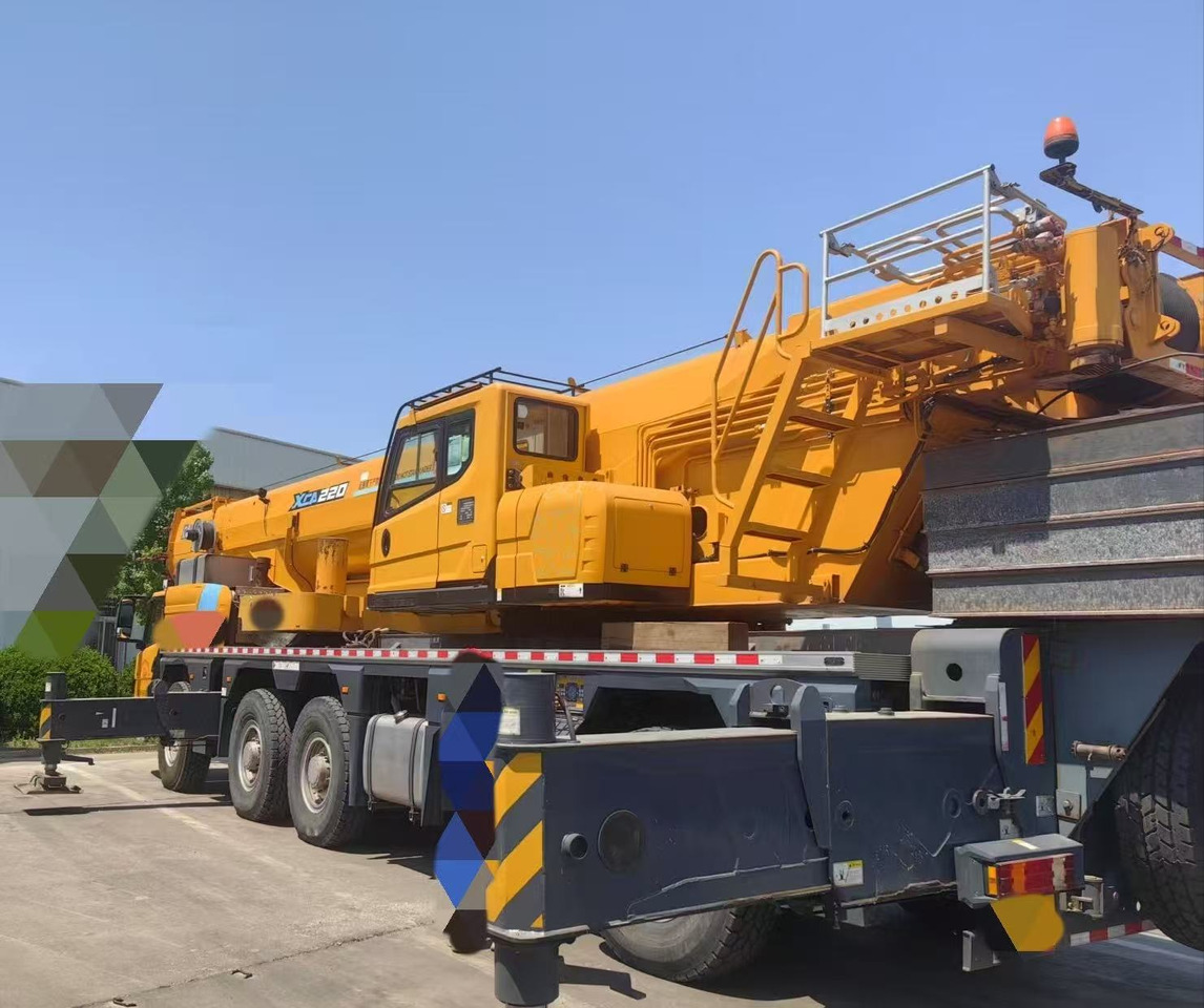 XCMG XCA130L7C - Grúa todo terreno: foto 4 XCMG XCA130L7C - Grúa todo terreno: foto 4