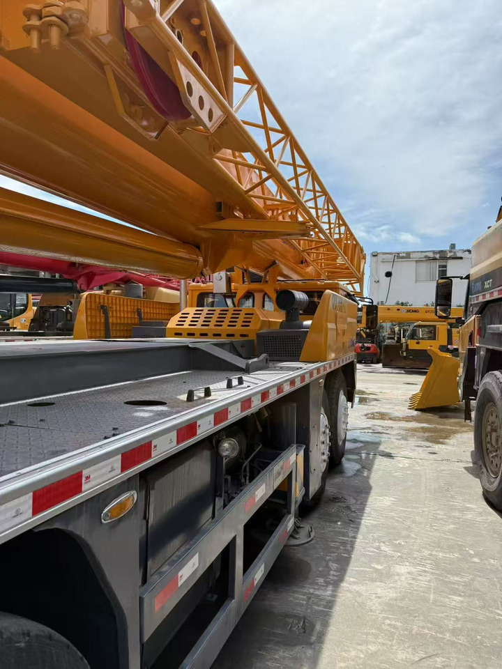 XCMG XCMG - Grúa sobre orugas: foto 5 XCMG XCMG - Grúa sobre orugas: foto 5
