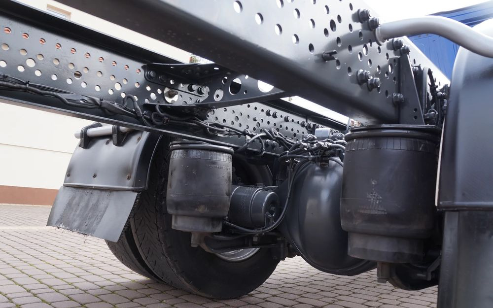 Camión chasis Mercedes-Benz ANTOS 1824 ACTROS EURO 6 RAMA DO ZABUDOWY ROZSTAW OSI 3.80M ANTOS 1830 1827: foto 14 Camión chasis Mercedes-Benz ANTOS 1824 ACTROS EURO 6 RAMA DO ZABUDOWY ROZSTAW OSI 3.80M ANTOS 1830 1827: foto 14