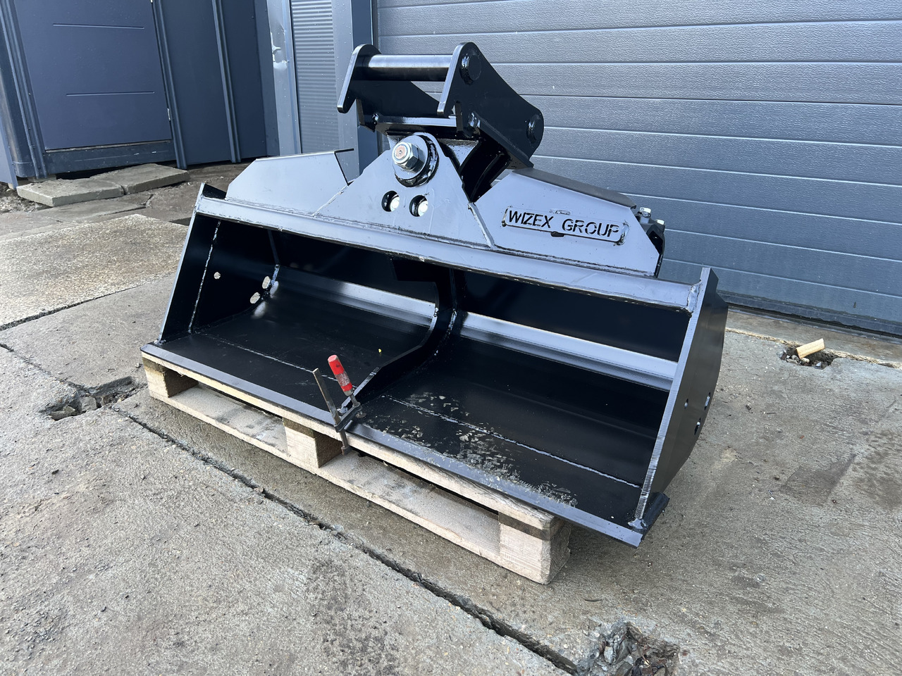 Łyżka skarpowa hydrauliczna 120cm 2,6-3,5t - Cazo para excavadora para Cazo para excavadora: foto 2 Łyżka skarpowa hydrauliczna 120cm 2,6-3,5t - Cazo para excavadora para Cazo para excavadora: foto 2