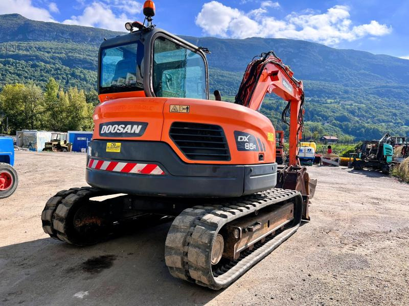 Doosan DX85R-3 PELLE A CHENILLES 8,5T PELLE A CHENILLES 8,5T - Excavadora de cadenas: foto 5 Doosan DX85R-3 PELLE A CHENILLES 8,5T PELLE A CHENILLES 8,5T - Excavadora de cadenas: foto 5