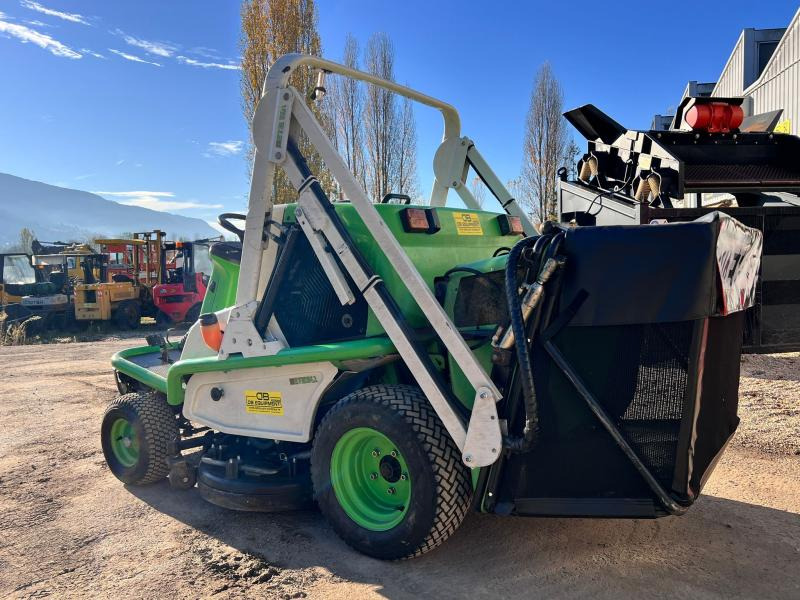 ETESIA HYDRO 124D Tondeuse autoportée 124cm - Cortacésped: foto 3 ETESIA HYDRO 124D Tondeuse autoportée 124cm - Cortacésped: foto 3