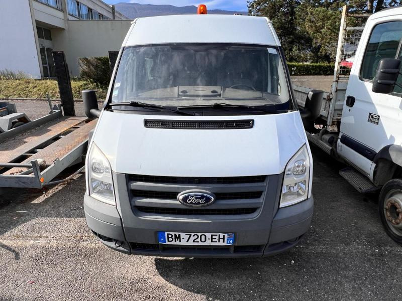 Ford Transit 2,2L TDCI 140cv Moteur HS - Furgoneta pequeña: foto 3 Ford Transit 2,2L TDCI 140cv Moteur HS - Furgoneta pequeña: foto 3