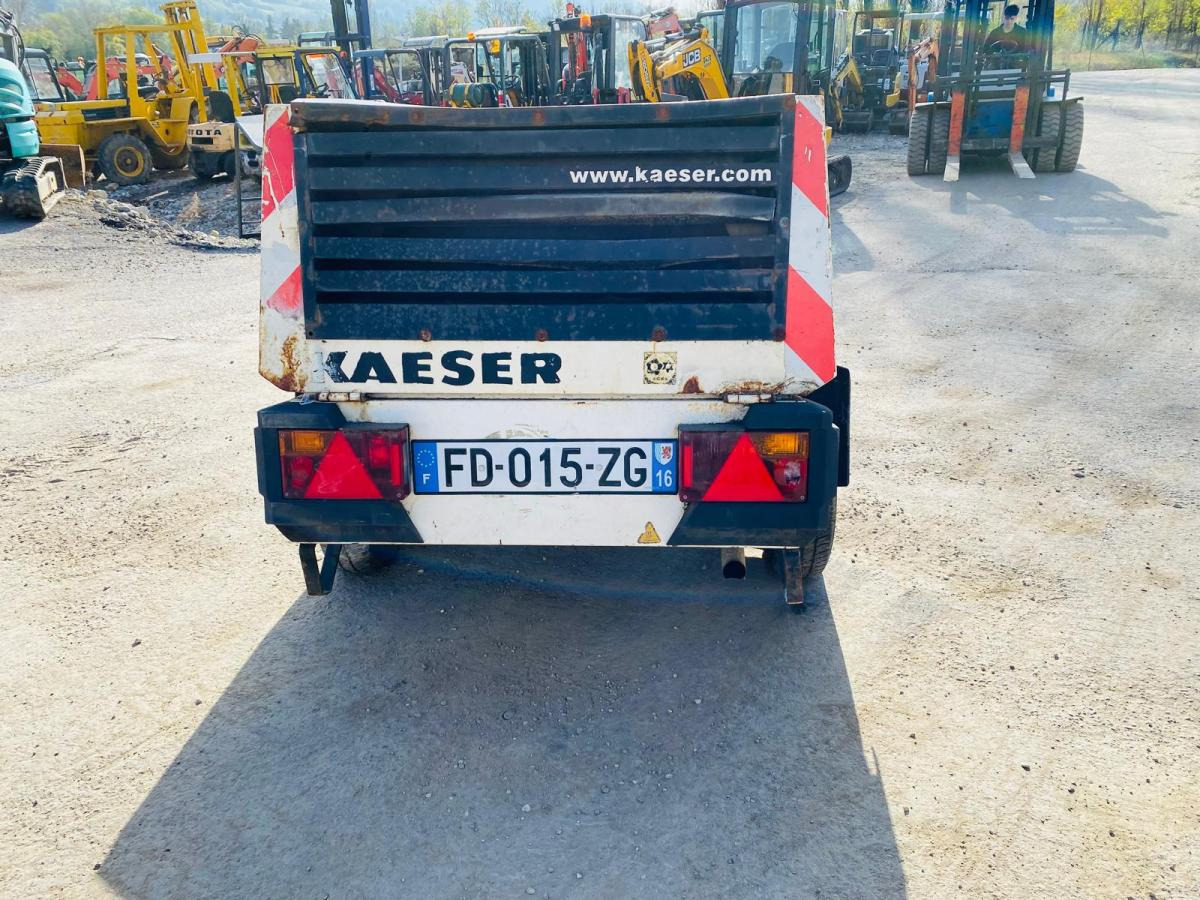 KAESER Compresseur d'air sur roues M.31 - Compresor de aire: foto 4 KAESER Compresseur d'air sur roues M.31 - Compresor de aire: foto 4