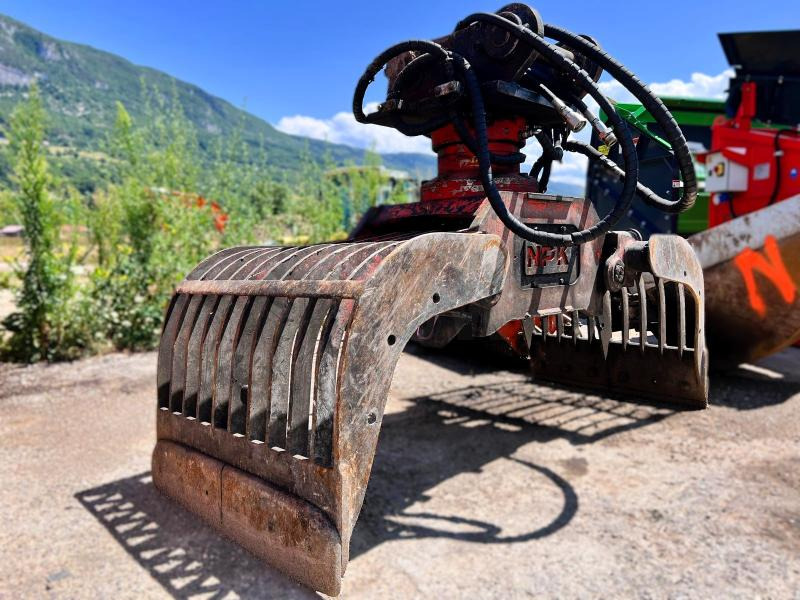 NPK DG-14 Pince de tri pour pelle de 8 à 15T - Pinza de manipulación para Maquinaria de construcción: foto 3 NPK DG-14 Pince de tri pour pelle de 8 à 15T - Pinza de manipulación para Maquinaria de construcción: foto 3