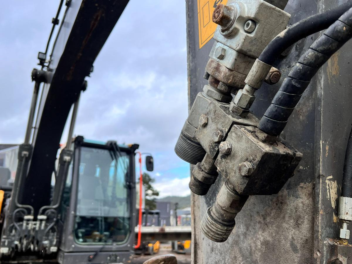 Excavadora de cadenas Volvo EC160EL PELLE 19T: foto 9 Excavadora de cadenas Volvo EC160EL PELLE 19T: foto 9