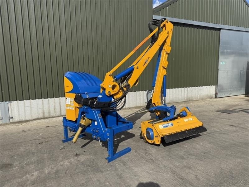 Bomford Hawk Evo 6.5 Hedge Cutter - Desbrozadora de brazo: foto 1 Bomford Hawk Evo 6.5 Hedge Cutter - Desbrozadora de brazo: foto 1