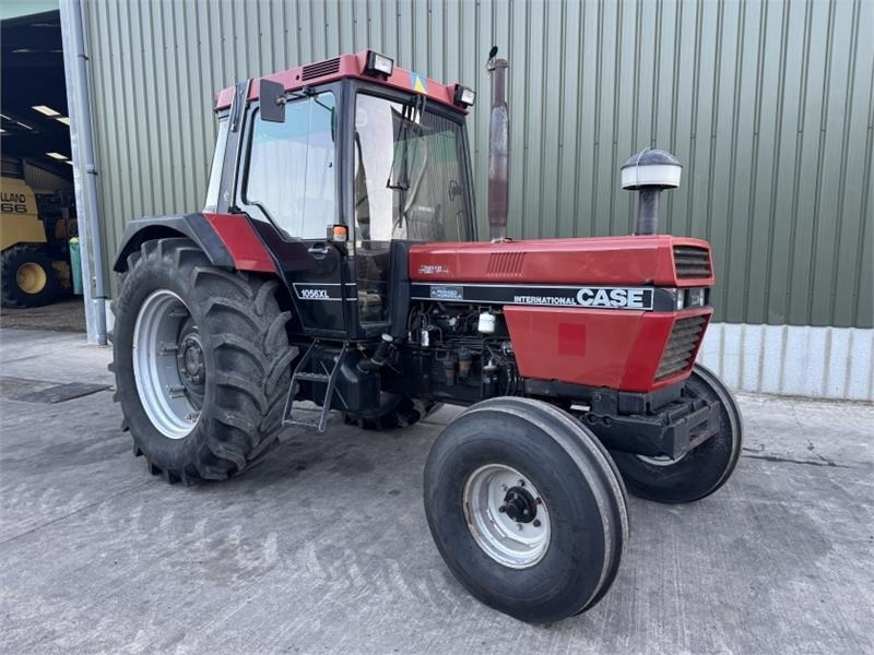 Case International 1056XL 2WD  - Tractor: foto 1 Case International 1056XL 2WD  - Tractor: foto 1