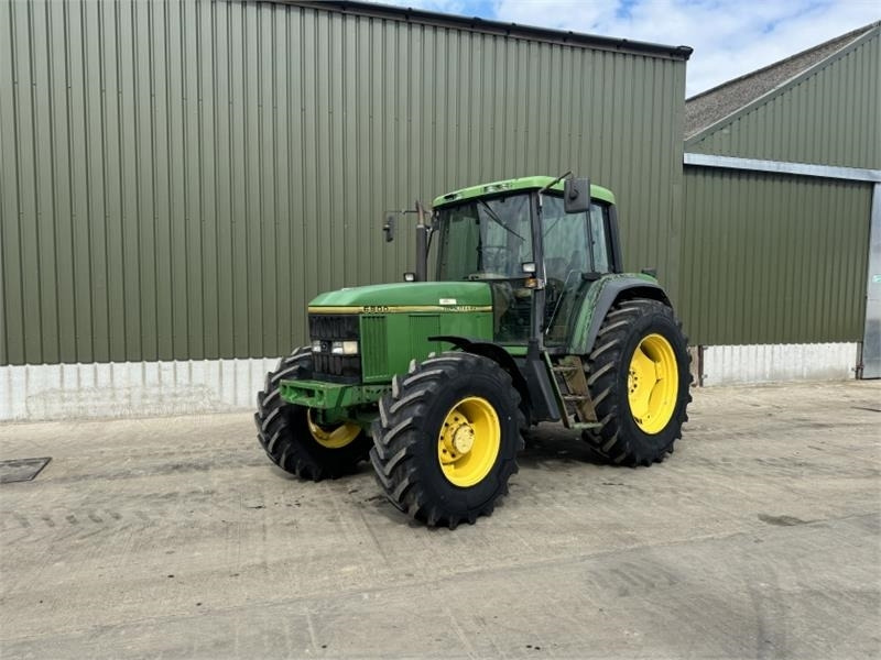 John Deere 6800 Tractor  - Tractor: foto 1 John Deere 6800 Tractor  - Tractor: foto 1