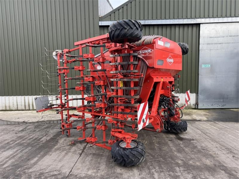 Kuhn Megant 480 Tine Drill - Combinado de siembra: foto 1 Kuhn Megant 480 Tine Drill - Combinado de siembra: foto 1