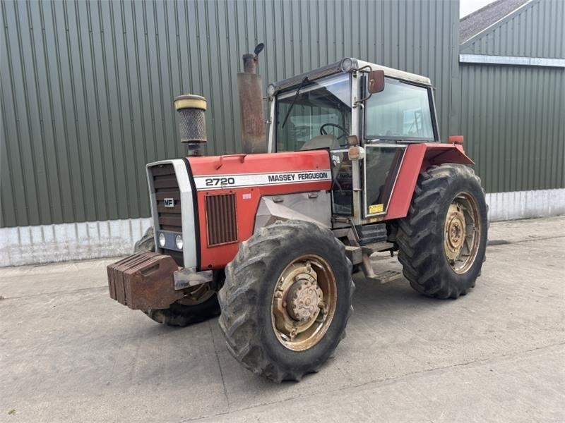 Massey Ferguson 2720 - Tractor: foto 1 Massey Ferguson 2720 - Tractor: foto 1