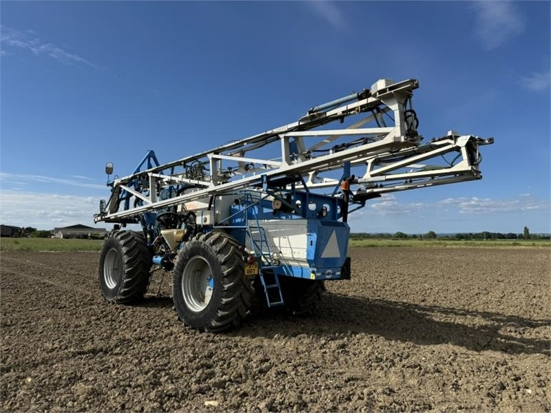 Matrot M44D 36m Self Propelled Sprayer  - Pulverizador suspendido: foto 2 Matrot M44D 36m Self Propelled Sprayer  - Pulverizador suspendido: foto 2