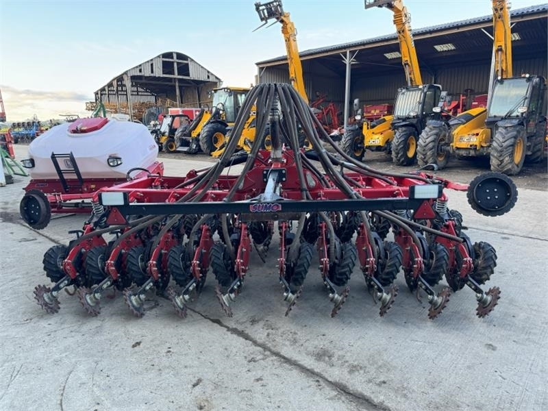 Sumo DD4 Seed Drill c/w Front Tank - Combinado de siembra: foto 4 Sumo DD4 Seed Drill c/w Front Tank - Combinado de siembra: foto 4