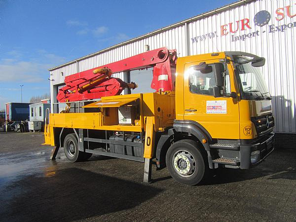 PUTZMEISTER M20.4 - MB 1929 4x2 - Camión bomba de hormigón: foto 1 PUTZMEISTER M20.4 - MB 1929 4x2 - Camión bomba de hormigón: foto 1
