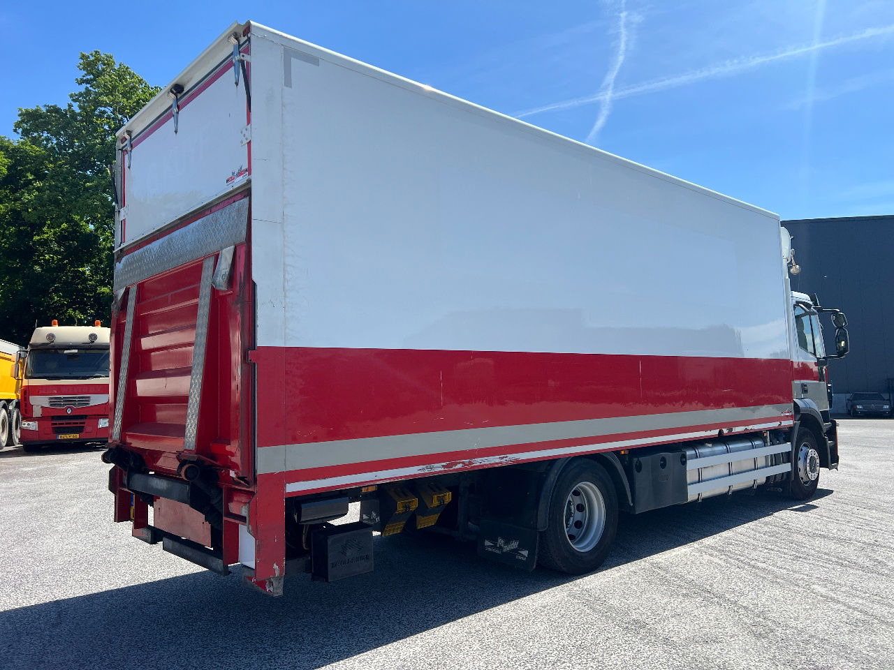 Iveco Stralis 310 AD, 19Ton, Euro 6 - Camión caja cerrada: foto 3 Iveco Stralis 310 AD, 19Ton, Euro 6 - Camión caja cerrada: foto 3
