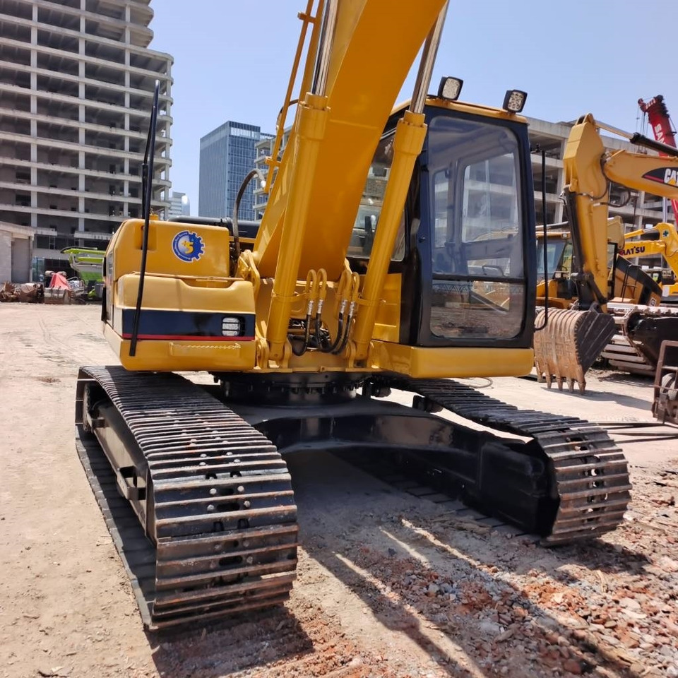 CAT 320 B L - Excavadora de cadenas: foto 4 CAT 320 B L - Excavadora de cadenas: foto 4