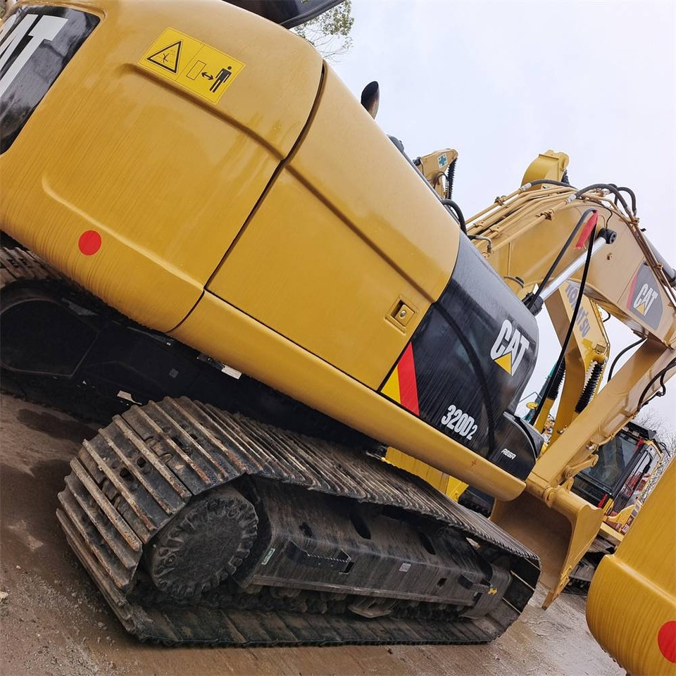 CAT 320 D - Excavadora de cadenas: foto 1 CAT 320 D - Excavadora de cadenas: foto 1