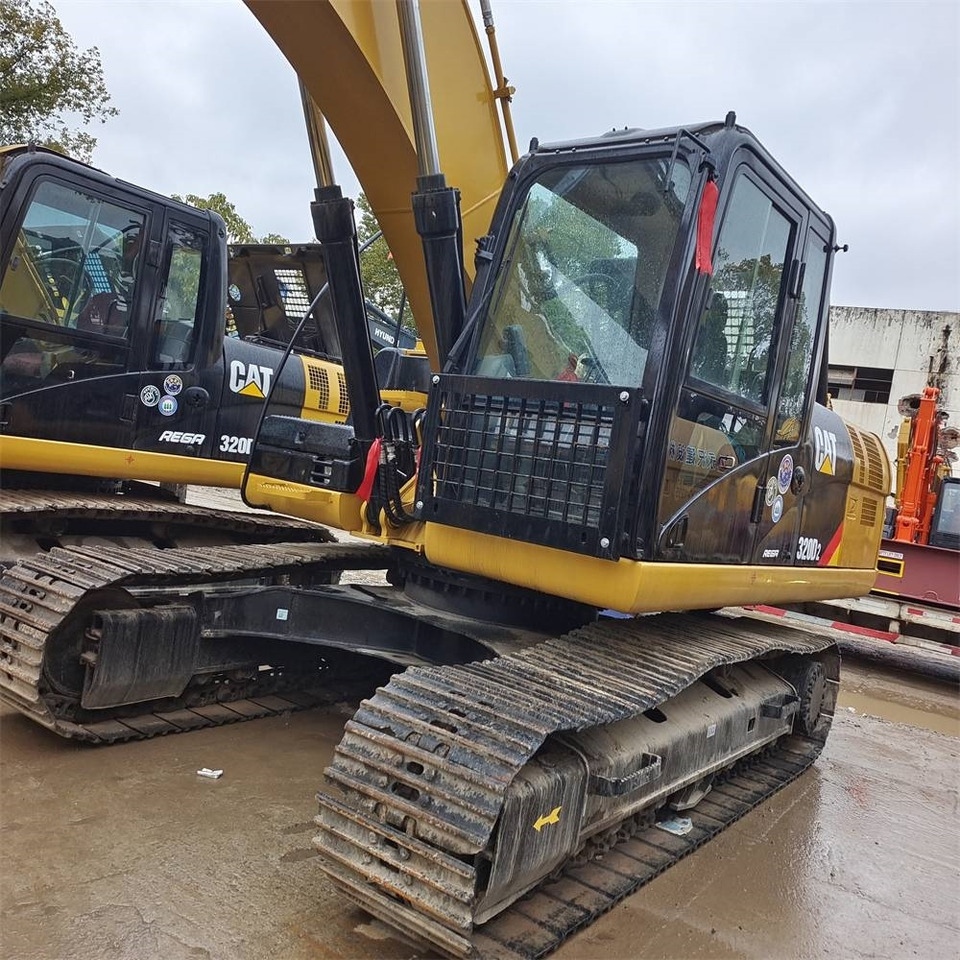 CAT 320 D - Excavadora de cadenas: foto 3 CAT 320 D - Excavadora de cadenas: foto 3
