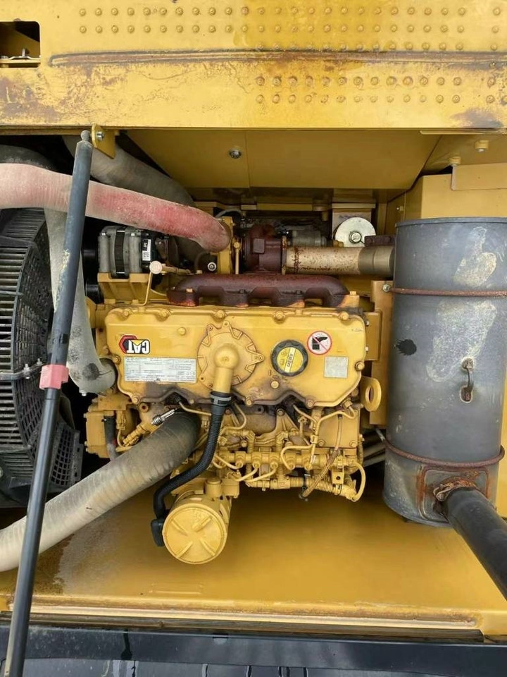 Excavadora de cadenas CAT 320 GX: foto 7 Excavadora de cadenas CAT 320 GX: foto 7