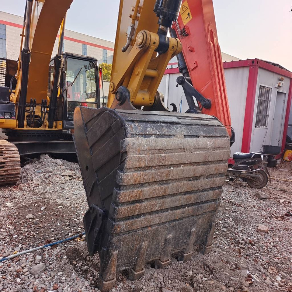 CAT 325 D - Excavadora de cadenas: foto 1 CAT 325 D - Excavadora de cadenas: foto 1