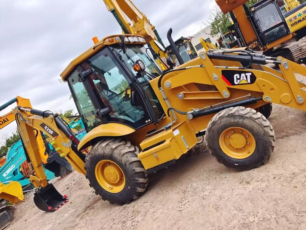 Retroexcavadora nuevo CAT 420 F Brand new machines: foto 15