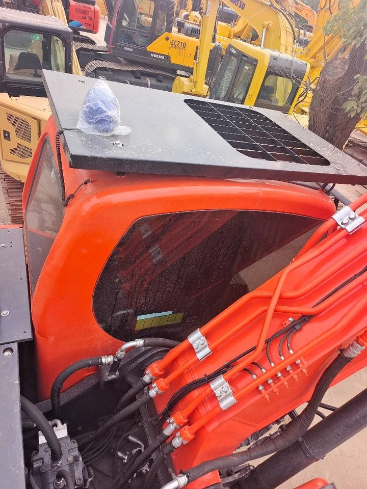 Doosan DX 225 - Excavadora de cadenas: foto 2 Doosan DX 225 - Excavadora de cadenas: foto 2