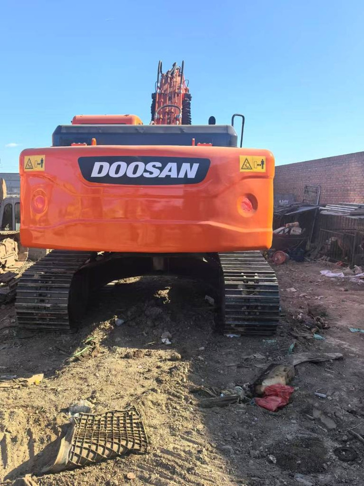 Doosan DX 225 LC - Excavadora de cadenas: foto 1 Doosan DX 225 LC - Excavadora de cadenas: foto 1