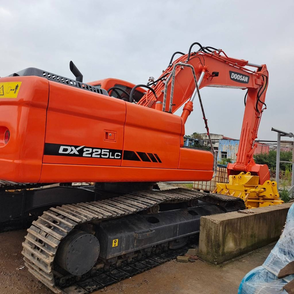 Excavadora de cadenas Doosan DX225LC-9C: foto 1