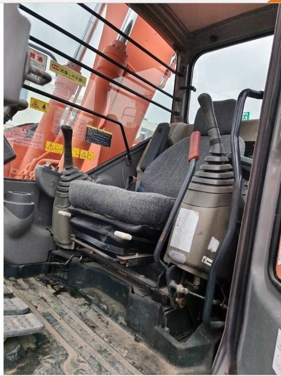 Hitachi ZX 135 US - Excavadora de cadenas: foto 4 Hitachi ZX 135 US - Excavadora de cadenas: foto 4