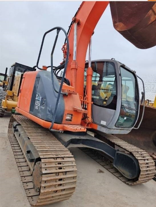 Hitachi ZX 135 US - Excavadora de cadenas: foto 3 Hitachi ZX 135 US - Excavadora de cadenas: foto 3