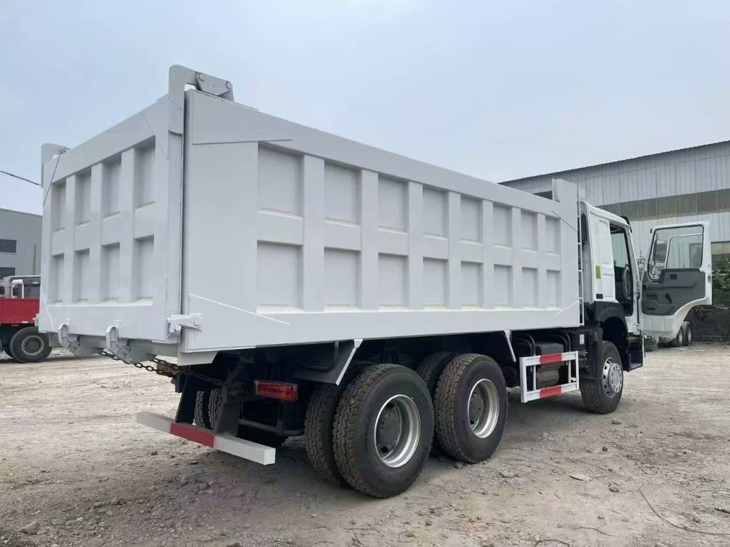 Howo 371 - Remolque volquete: foto 4 Howo 371 - Remolque volquete: foto 4