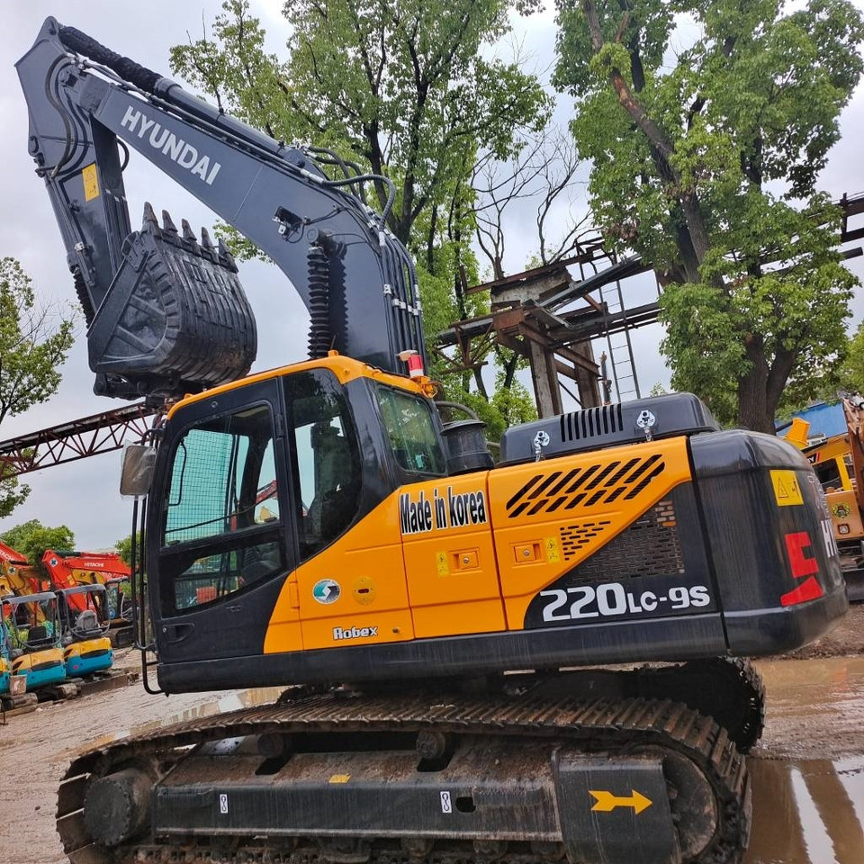 Hyundai 220 LC-9S - Excavadora de cadenas: foto 4 Hyundai 220 LC-9S - Excavadora de cadenas: foto 4