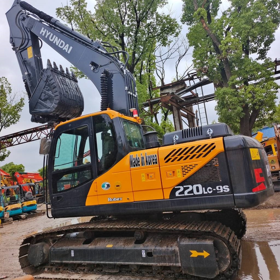 Hyundai 220 LC-9S - Excavadora de cadenas: foto 3 Hyundai 220 LC-9S - Excavadora de cadenas: foto 3