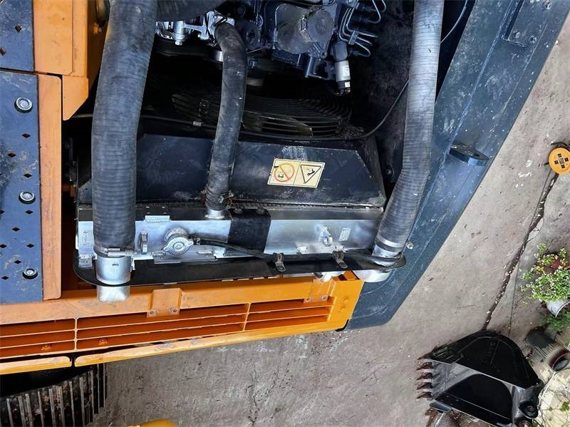 Hyundai 220LC-9S - Excavadora de cadenas: foto 5 Hyundai 220LC-9S - Excavadora de cadenas: foto 5