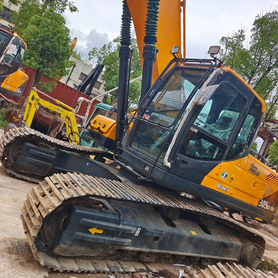 Hyundai 305LC-9S - Excavadora de cadenas: foto 1 Hyundai 305LC-9S - Excavadora de cadenas: foto 1