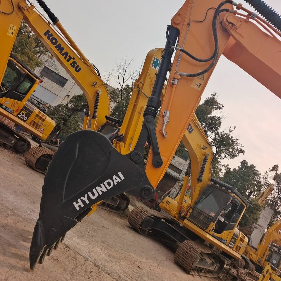 Hyundai 305LC - Excavadora de cadenas: foto 3 Hyundai 305LC - Excavadora de cadenas: foto 3